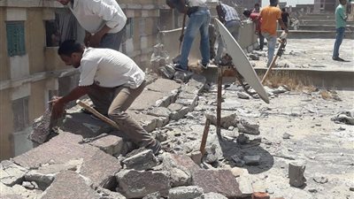 صور.. تنفيذ قرارات إزالة بحي العامرية أول في محافظة الإسكندرية