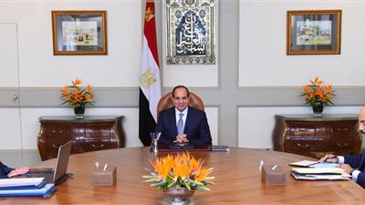 الرئيس السيسي يستعرض الاستراتيجية الشاملة لوزارة الإنتاج الحربي