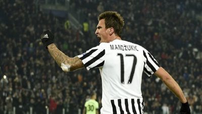 بروسيا دورتموند يدخل في مفاوضات قوية مع ماندزوكيتش