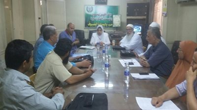 النادرى تجتمع مع مشرفي الجهة الإدارية لترتيب تسكين الحجاج