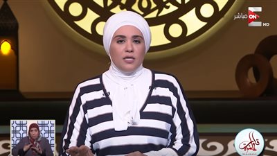 فيديو.. داعية إسلامية: نفقة الزوج على زوجته واجبة مهما كانت تملك