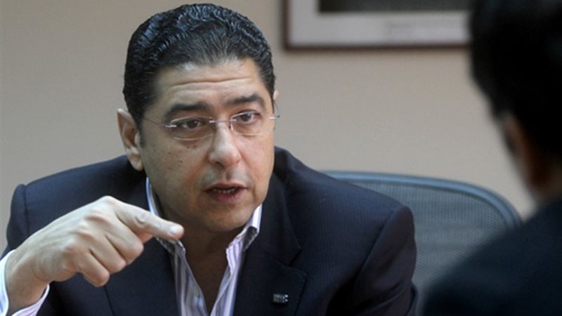 هشام عز العرب رئيس