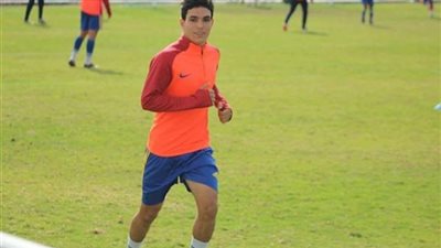 صورة.. رسميًا الزمالك يتعاقد مع نجم فاركو 5 مواسم
