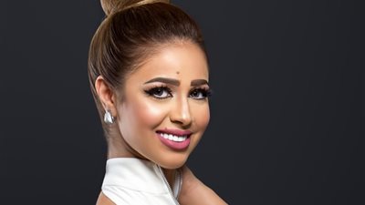 شاهد.. رقص رنا سماحة  في الاستديو 