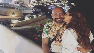 إدوارد يهاجم وليد فواز بسبب مي سليم 