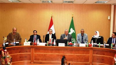 وزير القوى العاملة يشيد بدور جهاز تنمية المشروعات لدوره في مبادرة مصر بكم أجمل