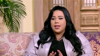 شيماء سيف تنشر صورة جديدة مع فريق عمل برنامج 
