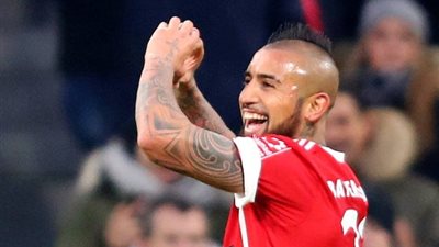 مانشستر يونايتد وتشيلسى في صراع من أجل فيدال