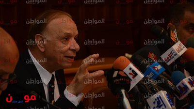 محافظ القاهرة يوجه برفع إشغالات الحي العاشر وإزالة العشش خلف سوق المنهل
