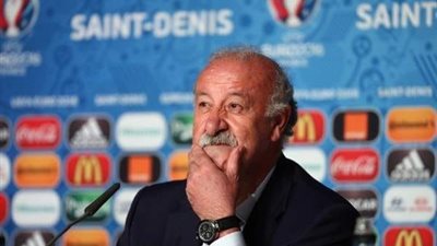 ديل بوسكي: انريكي تولي تدريب اسبانيا في الوقت المناسب