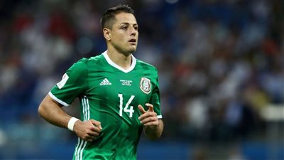 نجم المكسيك يقوم بلفتة إنسانية بعد كأس العالم