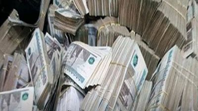 فيديو.. ضبط مرتكبي واقعة سرقة مبلغ مالي من داخل إحدى السيارات بالمقطم
