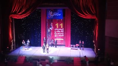 صور.. لحظة تكريم الكاتب المسرحى محمد أبو العلا بالأوبرا