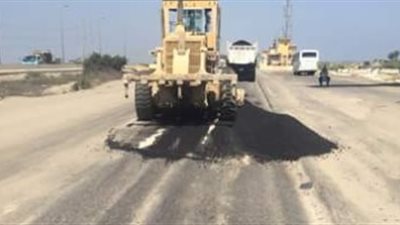 بتكلفة مليون و500 ألف جنيه.. رصف طريق داير الناحية بشنشور فى المنوفية