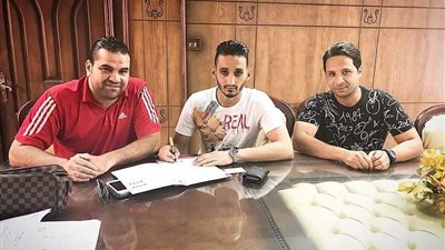 المريخ البورسعيدي يدعم صفوفه بمهاجم المصري