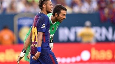 نيمار فخور بقدوم بوفون إلي باريس