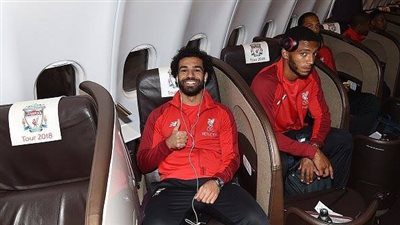  صور .. محمد صلاح على رأس البعثة المغادرة إلي الولايات المتحدة الأمريكية