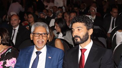 فيديو وصور .. خالد النبوي يطلب التبرع بـ 