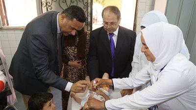 سكرتير عام المنوفية يشهد فعاليات تطعيم 
