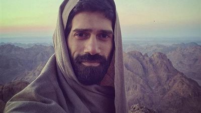 شاهد.. القطات الأولى لأحمد مجدي في عقد قرانه  