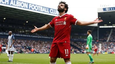 صور.. محمد صلاح يوجه رسالة إلى زميله في ليفربول 