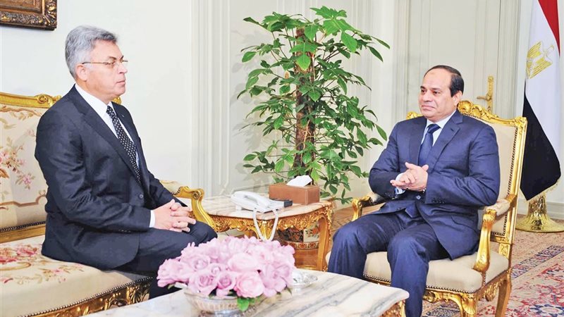 السيسي ورئيس هيئة