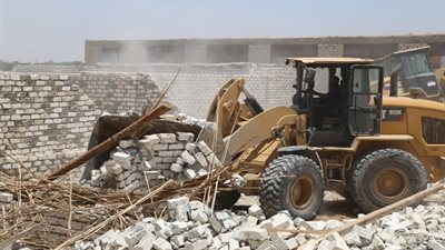 إزالة 1400 مقبرة فارغة على أملاك الدولة بالحسينية فى الإسكندرية