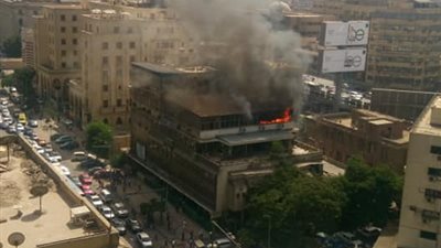 حريق نقابة التجاريين اليوم.. تعرف بالصور على التفاصيل الكاملة  لاشتعال الطابق الثالث
