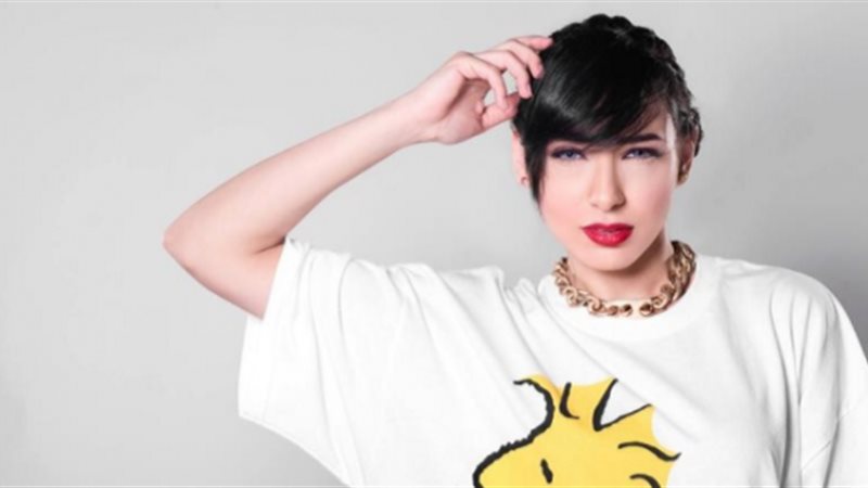 الفنانة ساندي 