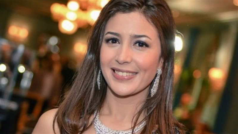 الفنانة جنات 