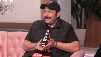 الفنان محمد ثروت: زوجتى هى مديرة أعمالى و