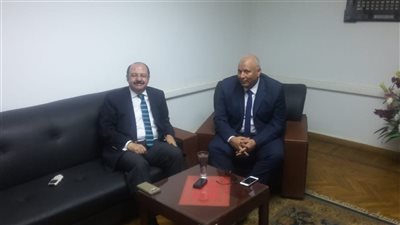 تخصيص منح في كليات القمة لأبناء محافظة الوادي الجديد