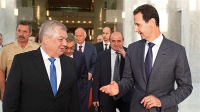 بشار الأسد يشيد بـ دور روسيا في إعادة اللاجئين إلى أراضيهم