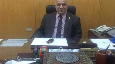 تجديد حبس رئيس الجمارك المتهم بالرشوة 15 يوما