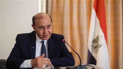 الفريق مهاب مميش يتابع فعاليات اليوم الأول من مؤتمر الشباب بجامعة القاهرة