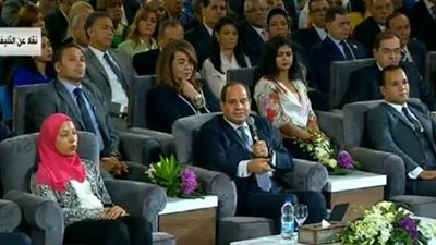 الرئيس السيسي يصل الجلسة الثانية لفعاليات مؤتمر الشباب السادس