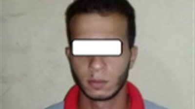 بقصد الاتجار.. ضبط شخص بحوزته تمثال فرعوني فى محطة قطار الزقازيق