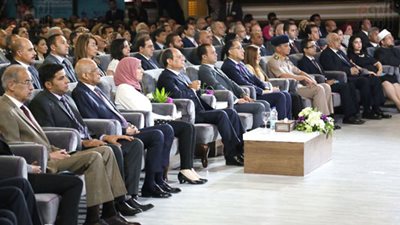 غادة والي تخطف انتباه الرئيس السيسي بجملة من العيار الثقيل