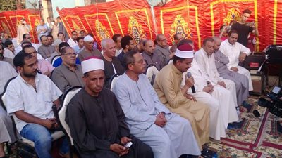 القوى الشعبية بـ طوخ تكرم رئيس المدينة تقديرا لجهوده 