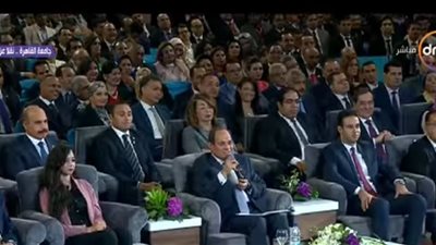 فيديو.. الرئيس السيسي يدعو جمعيات المجتمع المدني للمشاركة في دعم القرى الأكثر فقراً