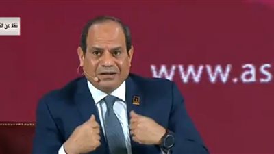 السيسي في جلسة اسال الرئيس: الفساد مش بيتحارب بـ 