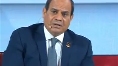 الرئيس السيسي: تكليف مجلس الوزراء ووزارة الدفاع بتبني مشروع الهوية في المحافظات