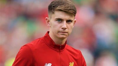 ليفربول يودع نجمه الشاب إلي إنجلترا