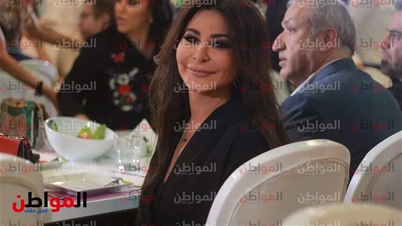 الفنانة اليسا