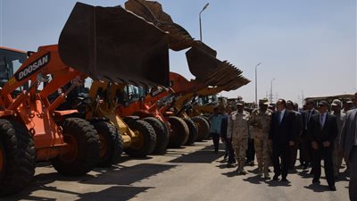صور.. محافظ بني سويف والقائد العسكري ومدير الأمن يشهدان تدريب 