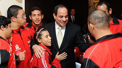 لماذا يذكر السيسي لفظ الجلالة في لقاء متحدي الإعاقة أكثر من المناسبات الأخرى؟