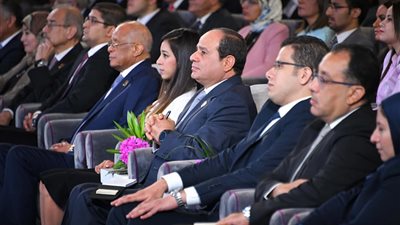 محافظ سوهاج: مؤتمر الشباب السادس ساهم في خلق جيل قادر على الحوار