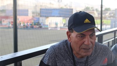 فيديو.. فكري صالح يشبه حراس المنتخب بـ