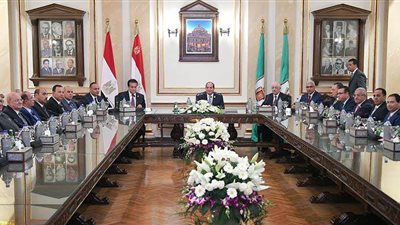 رئيس جامعة كفرالشيخ: تشكيل لجنة لتحليل وتنفيذ توصيات المؤتمر السادس للشباب