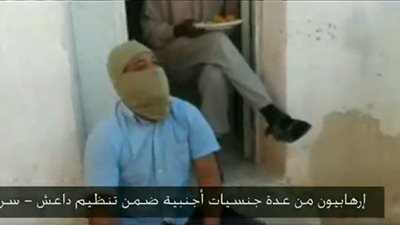 بث مباشر.. كيف صدرت قطر الإرهاب إلى ليبيا؟